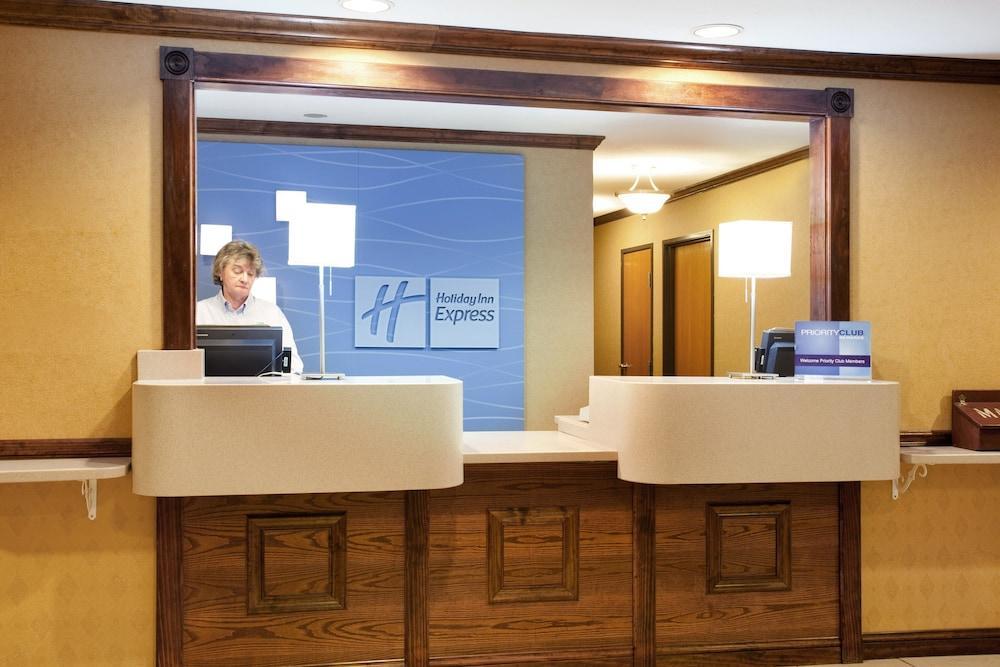 Holiday Inn Express Tuscola Eksteriør billede