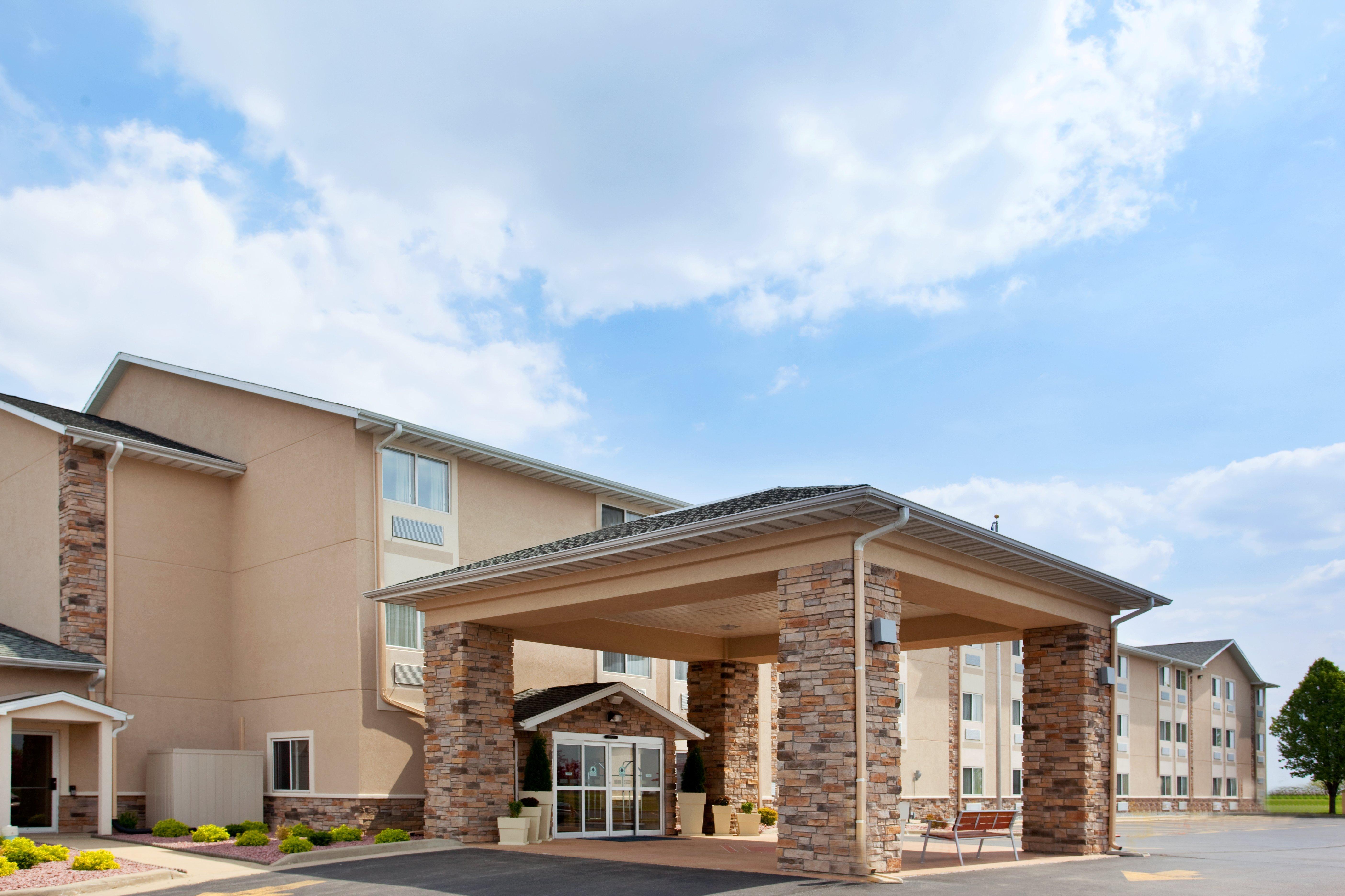 Holiday Inn Express Tuscola Eksteriør billede