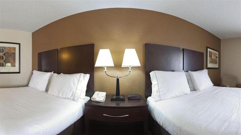 Holiday Inn Express Tuscola Eksteriør billede