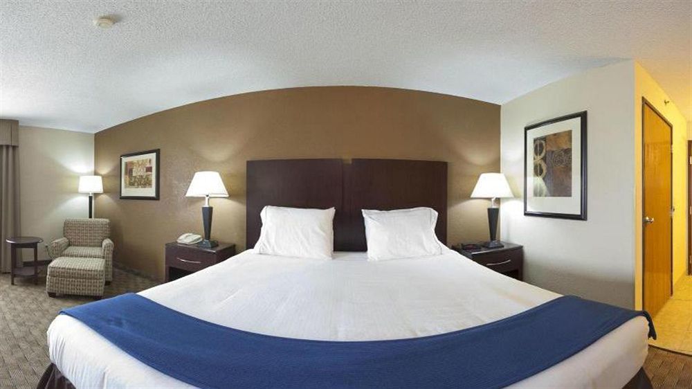 Holiday Inn Express Tuscola Eksteriør billede